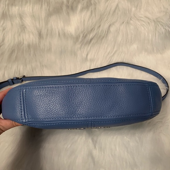 Blue Boho Michael Kors crossbody - Picture 3 of 8
